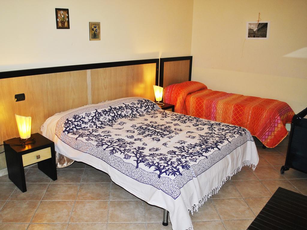 Red Hotel Sant'Elia SantʼAgata di Militello Pokój zdjęcie