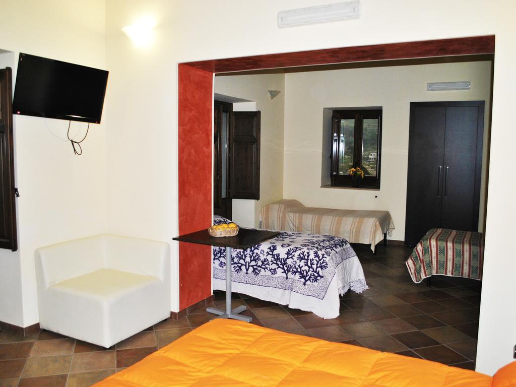 Red Hotel Sant'Elia SantʼAgata di Militello Pokój zdjęcie